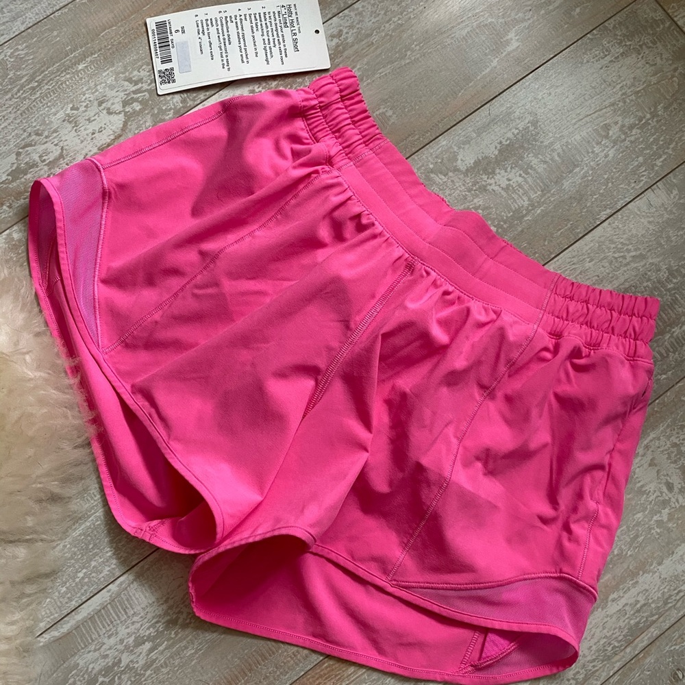 Lululemon hottie hot 6